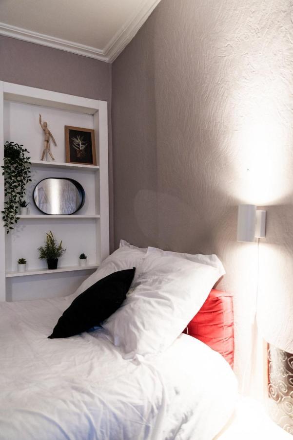 Agreable Studio En Plein Coeur De Quimper Apartment Luaran gambar